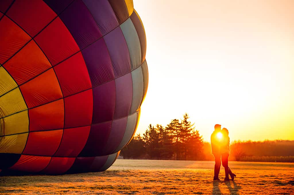 sunrise hot air balloon engagement shoot