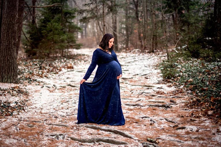 Milford PA Winter Maternity Session : Meredith + Ryan