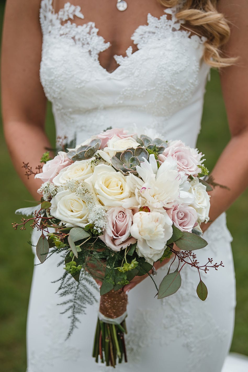 Succulent bridal bouquet 