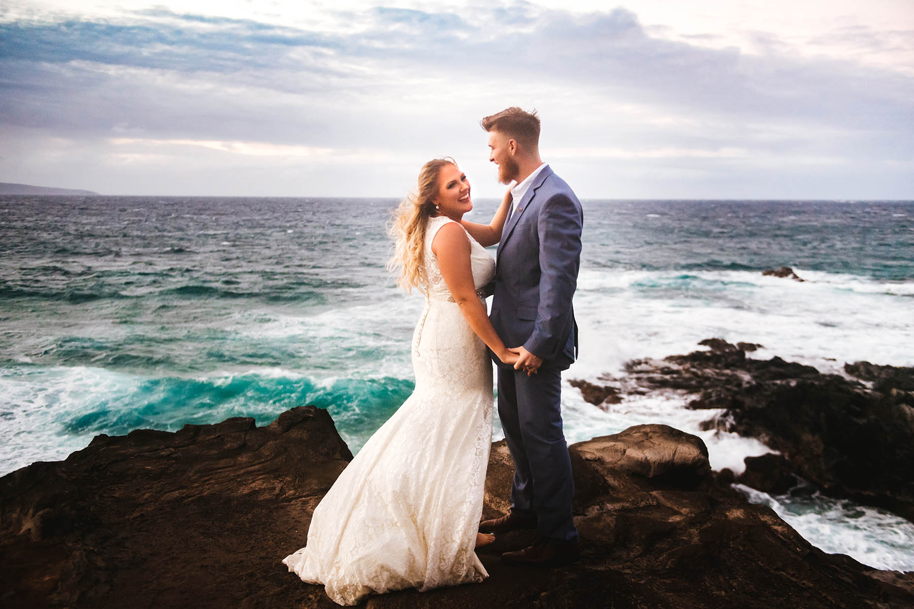 getting married in Maui