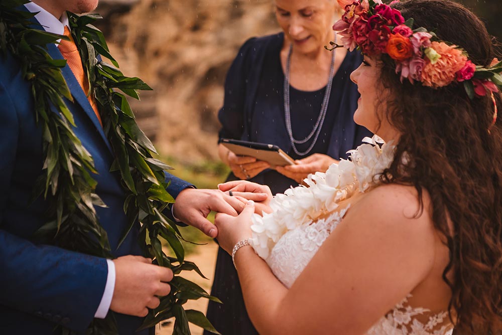 Kauai wedding ceremony - Frieda Gayle wedding officiant 