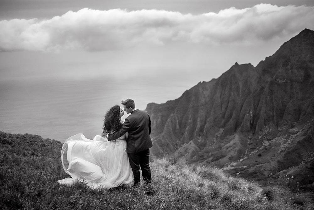 adventure elopement in Kauai
