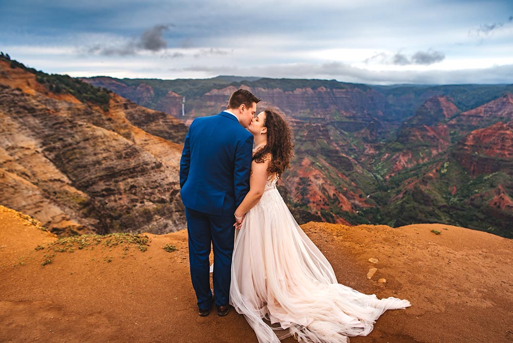 Waimea Canyon Kauai elopement photographer