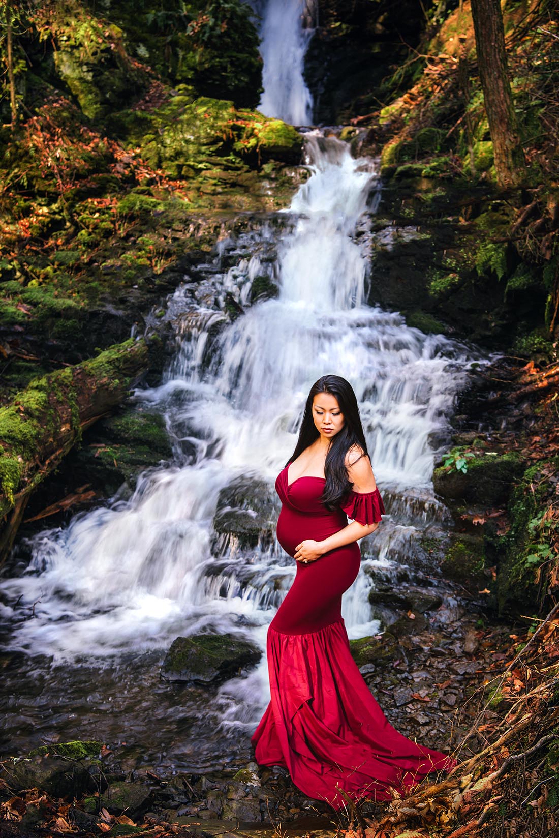 Poconos Waterfall Maternity Session