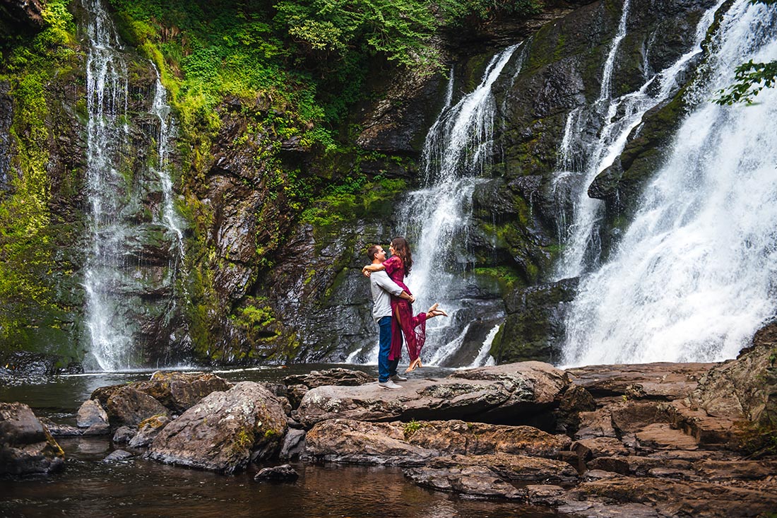 waterfall engagement photos