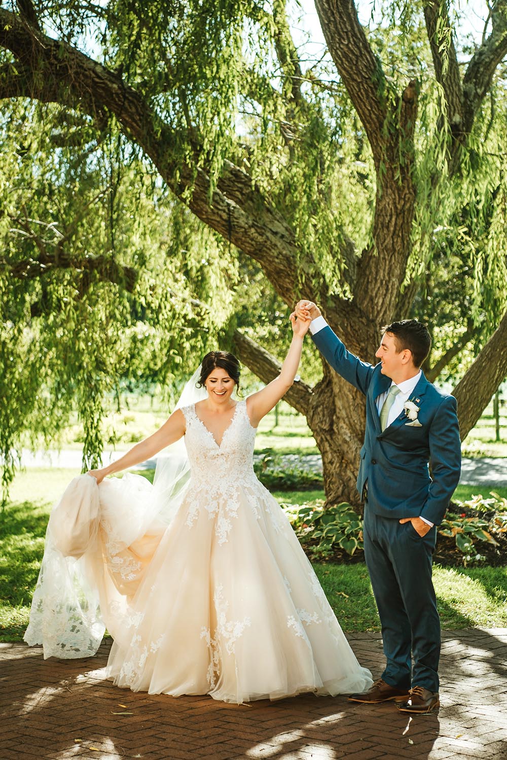 Willow Creek Winery Wedding Photographer