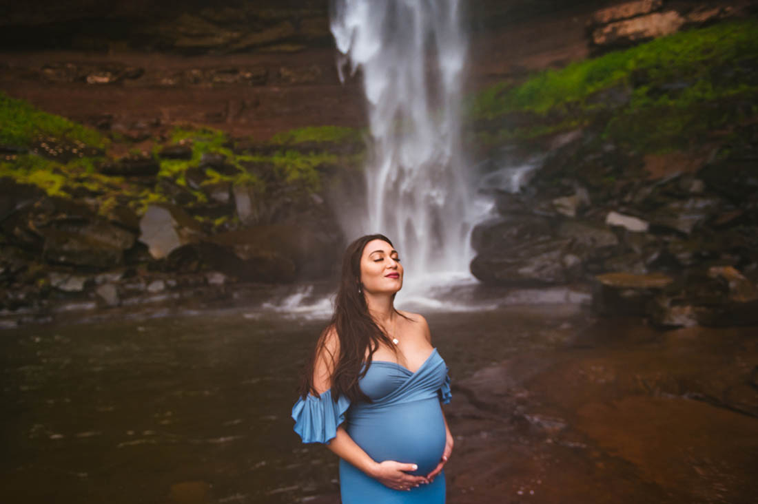 Kaaterskill Falls Maternity Session